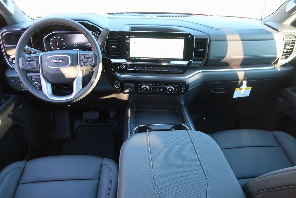 New 2026 GMC Sierra 2500 SLT w/ SLT Premium Package image 7