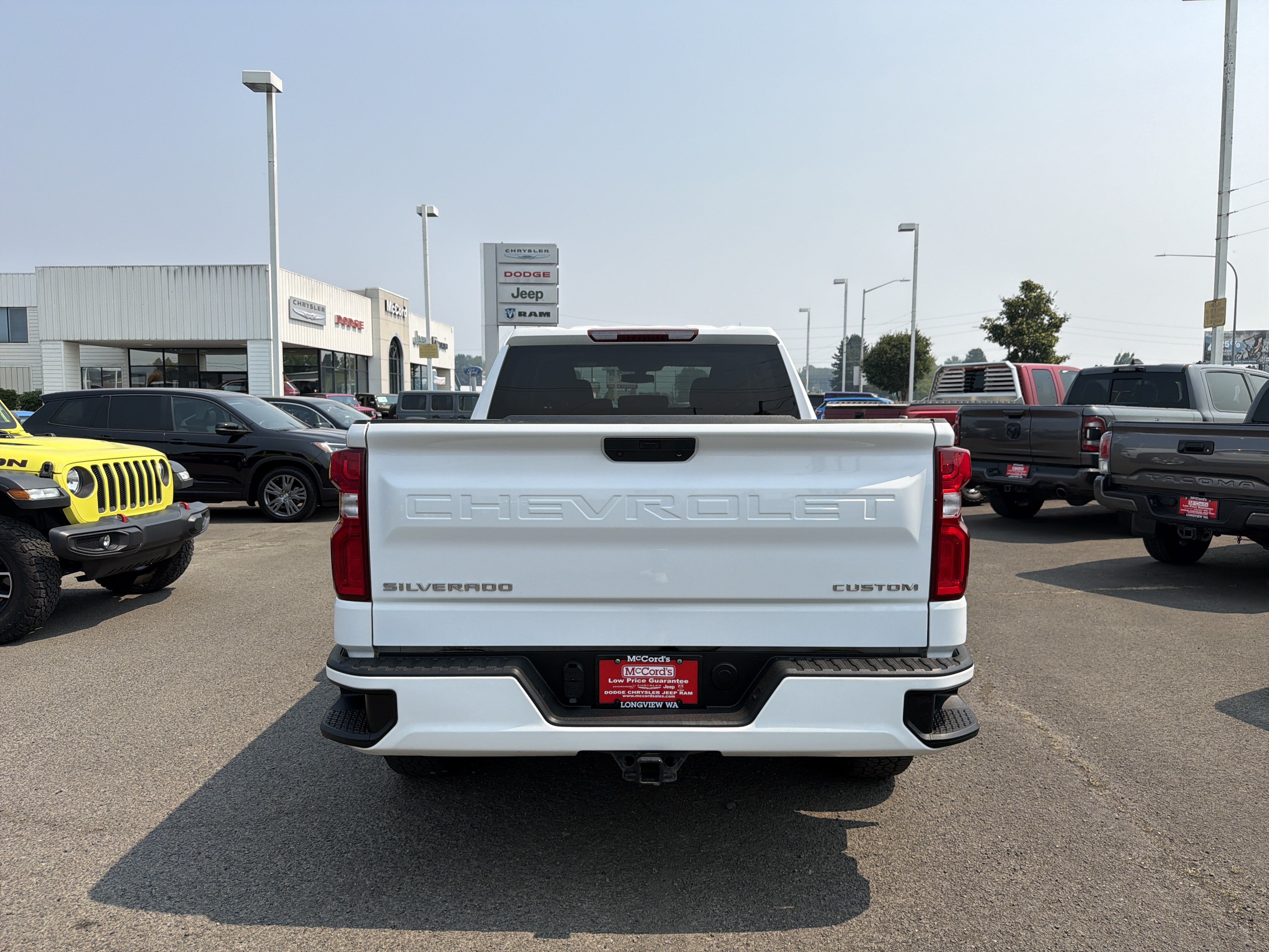 Used 2021 Chevrolet Silverado 1500 Custom AWD/4WD image 4