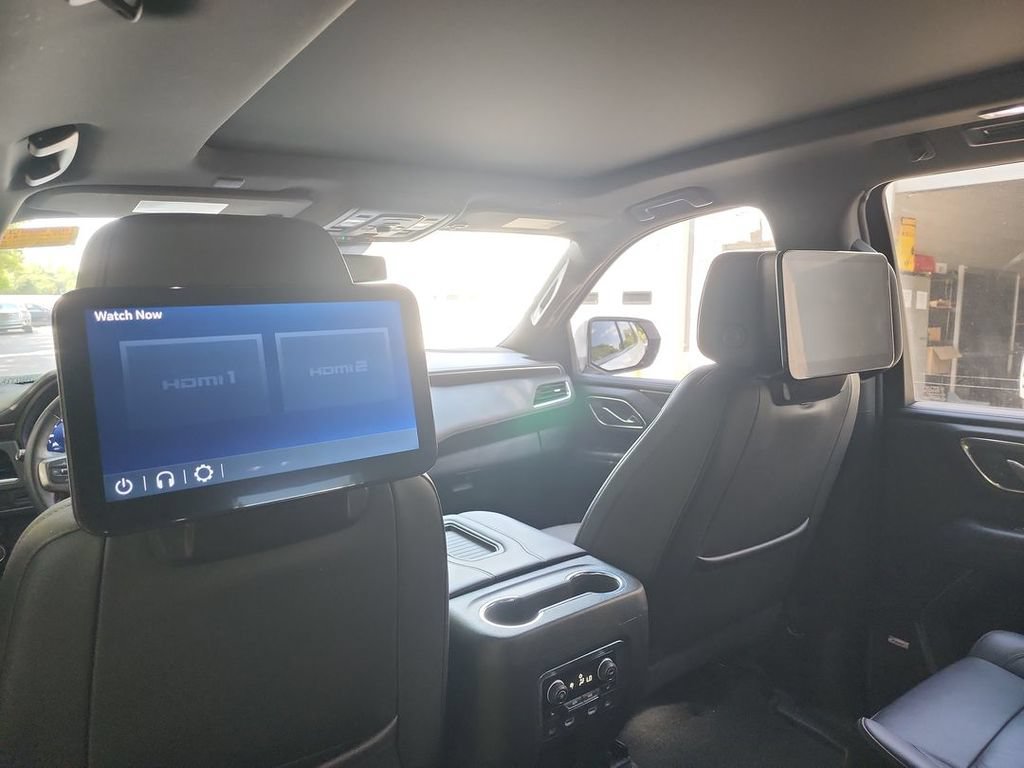 Certified 2023 Chevrolet Tahoe Z71 w/ Luxury Package AWD/4WD image 35