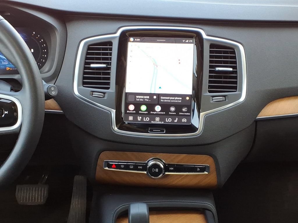 Certified 2023 Volvo XC90 B6 Core w/ Protection Package Premier AWD/4WD image 15
