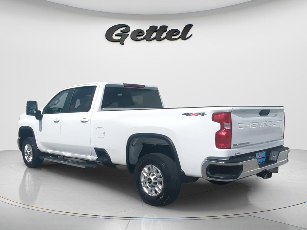 Used 2025 Chevrolet Silverado 2500 LT w/ Convenience Package AWD/4WD image 7