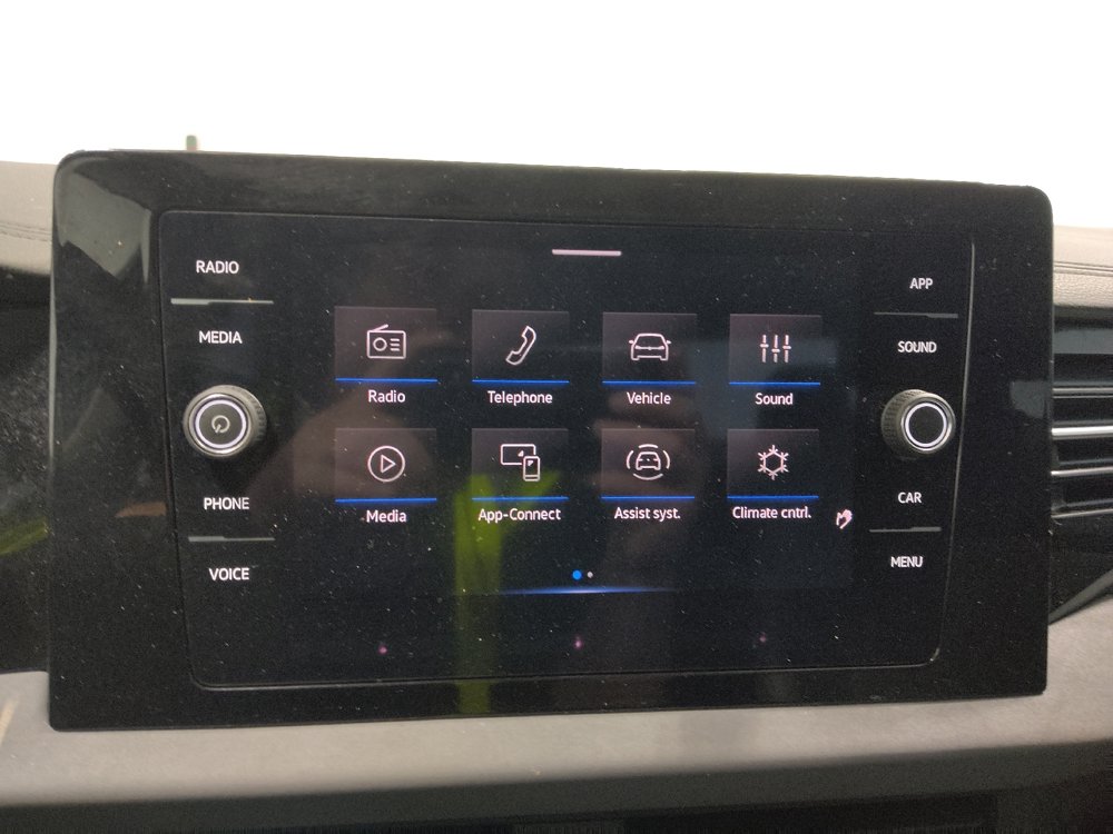 Used 2025 Volkswagen Jetta SE FWD image 25