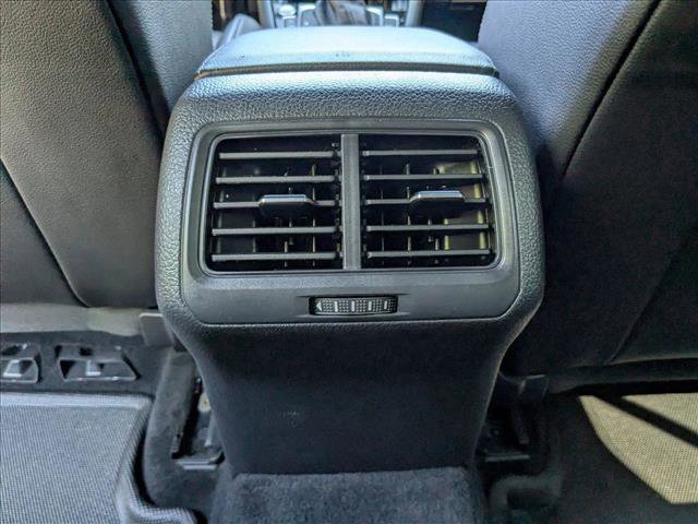 Used 2018 Volkswagen Golf R 4-Door AWD/4WD image 12