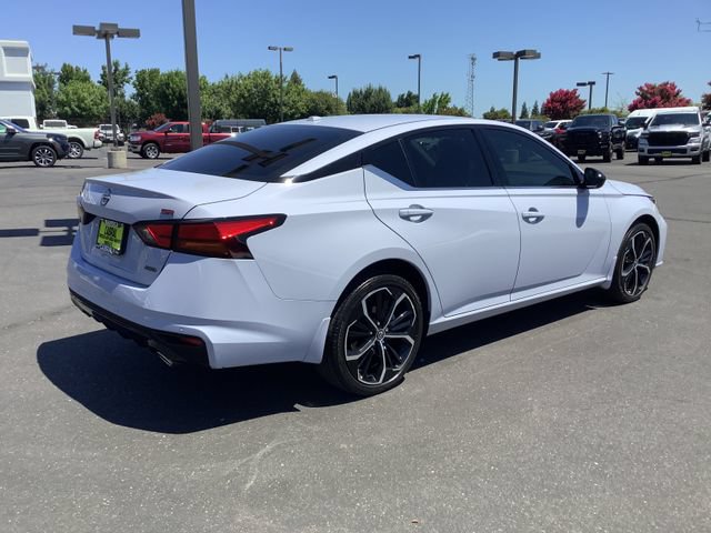 Used 2024 Nissan Altima 2.5 SR AWD/4WD image 30