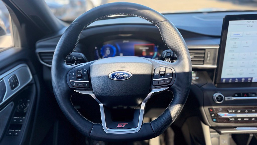 Used 2020 Ford Explorer ST w/ ST Street Pack AWD/4WD image 13