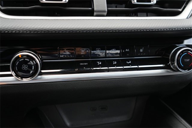 New 2026 Chevrolet Equinox LT image 16