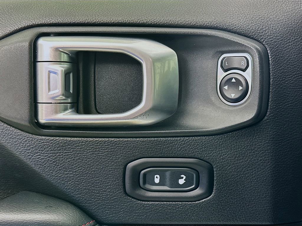 Used 2020 Jeep Gladiator Rubicon image 22