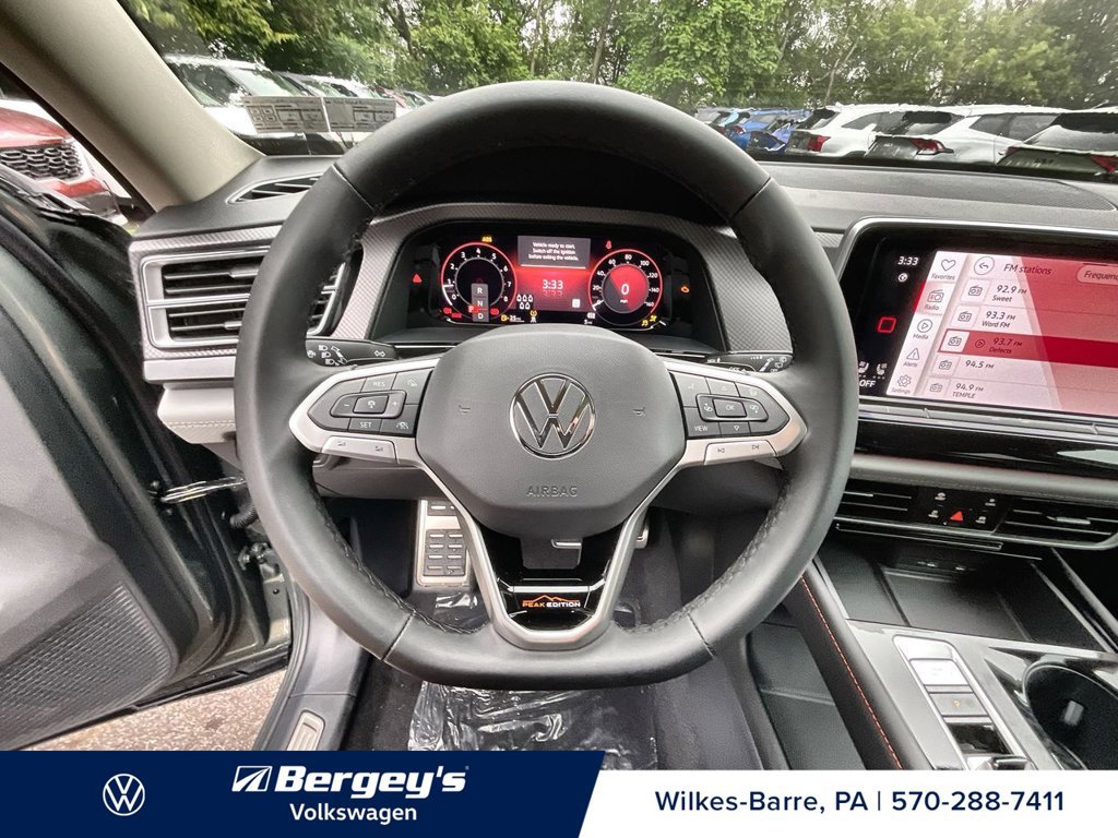Used 2024 Volkswagen Atlas Peak Edition SEL AWD/4WD image 17