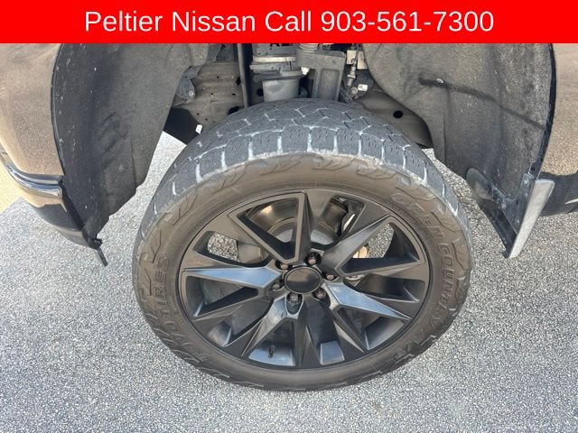 Used 2022 Chevrolet Silverado 1500 RST RWD image 9