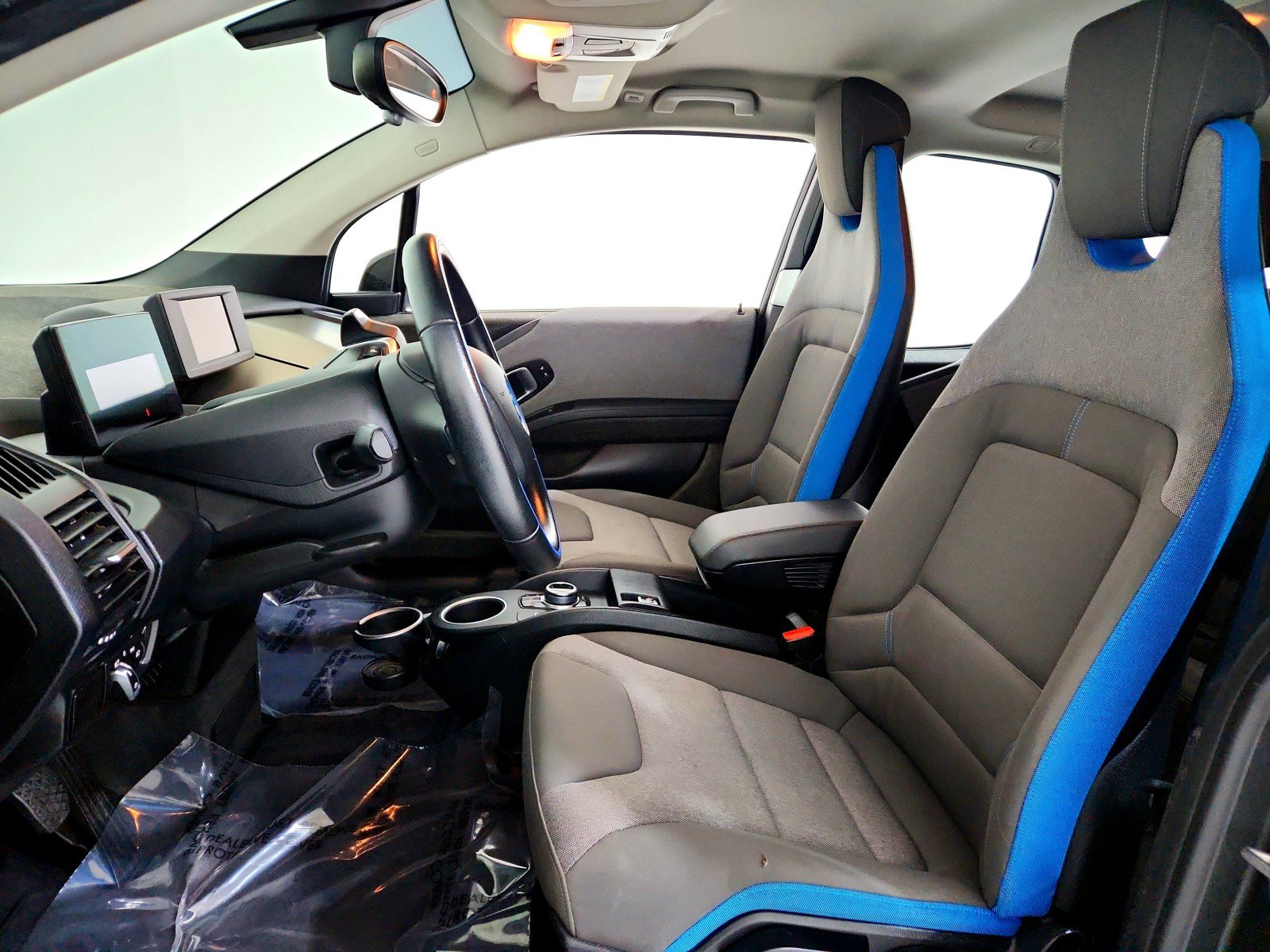 Used 2018 BMW i3 image 9