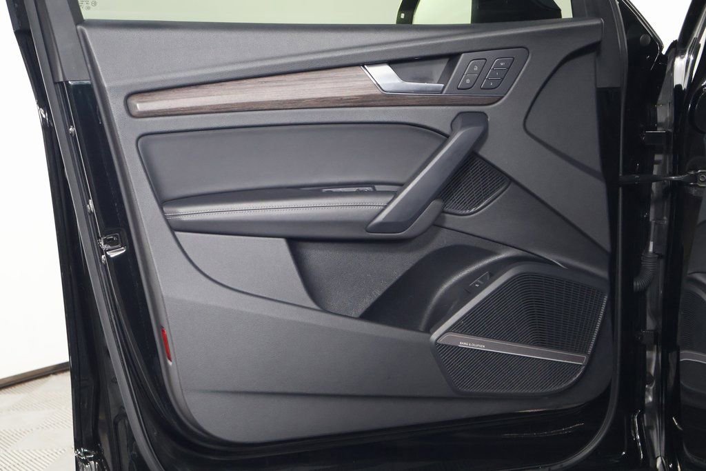 Used 2021 Audi Q5 2.0T Premium Plus w/ Premium Plus Package image 12