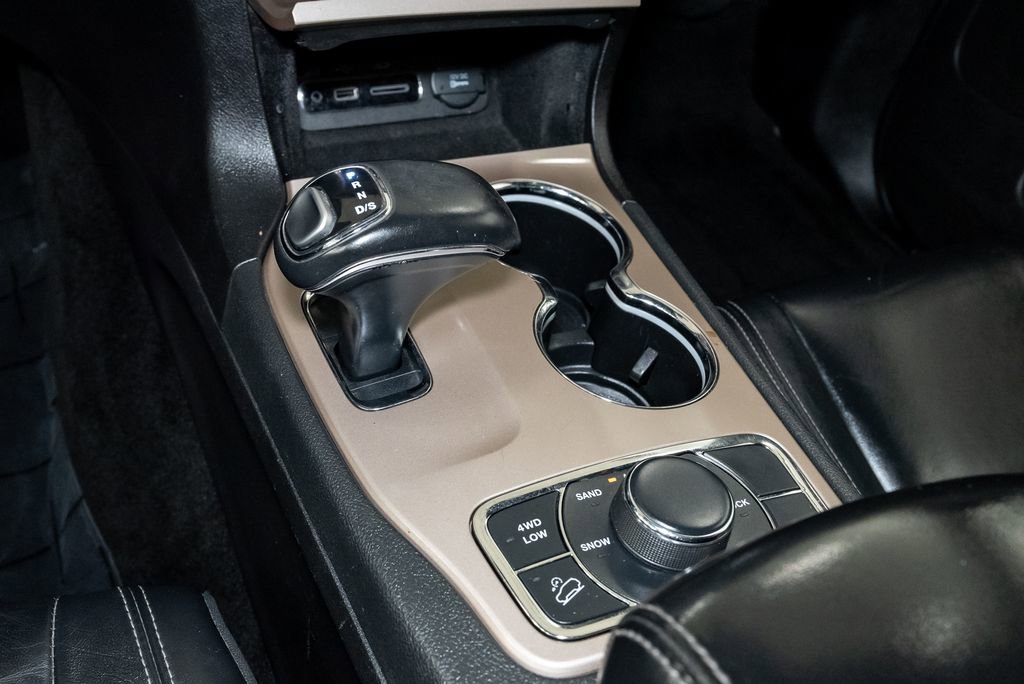 Used 2015 Jeep Grand Cherokee Limited AWD/4WD image 21