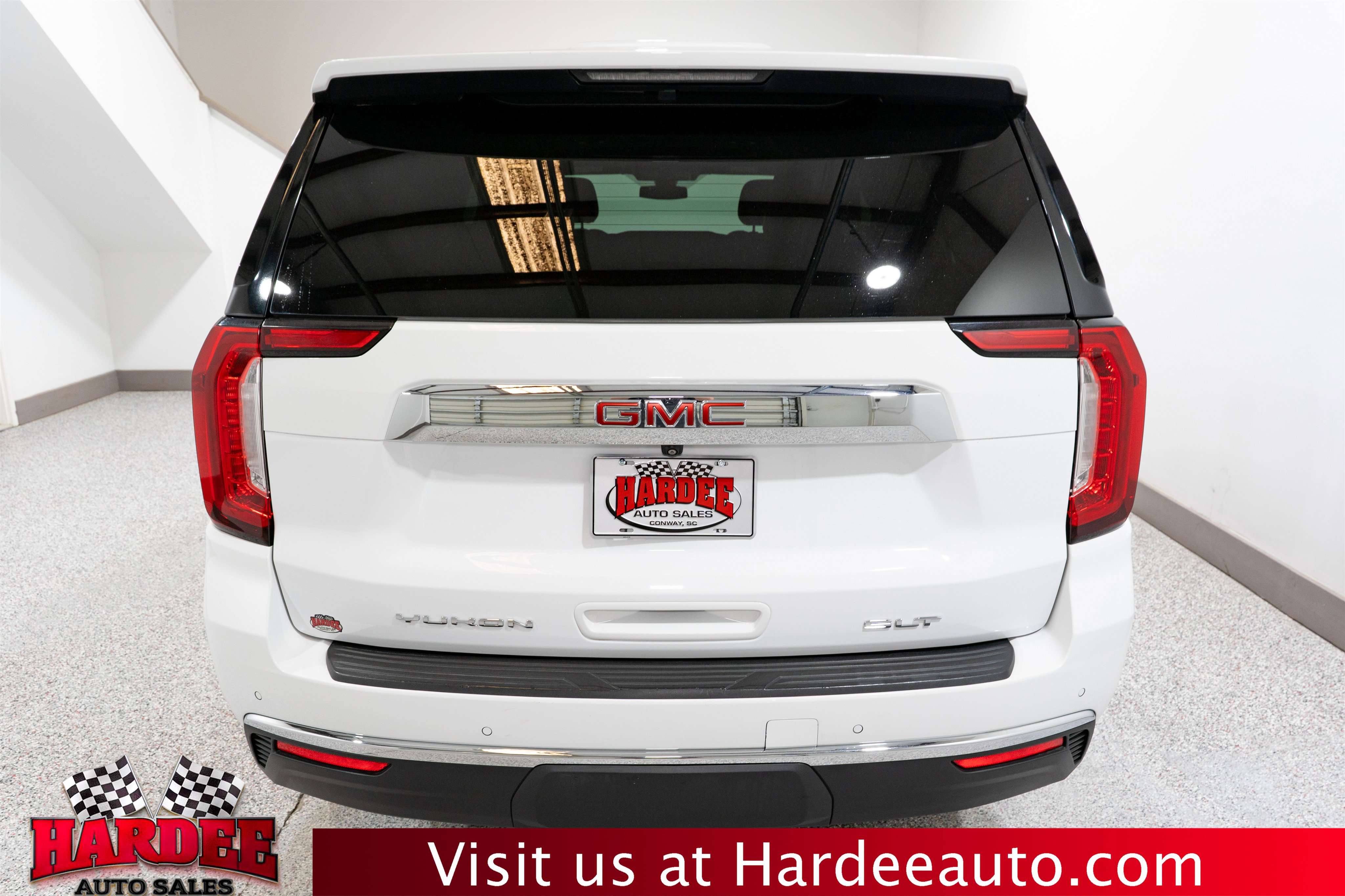 Used 2022 GMC Yukon XL SLT image 4