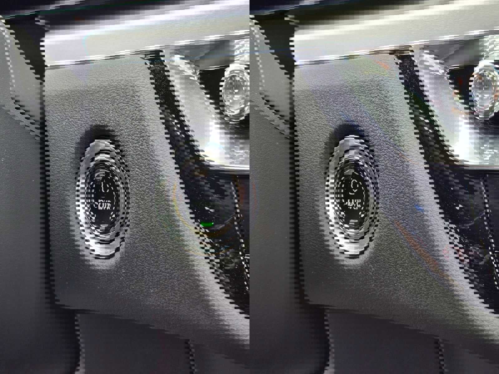 New 2024 Cadillac Lyriq Sport RWD image 33