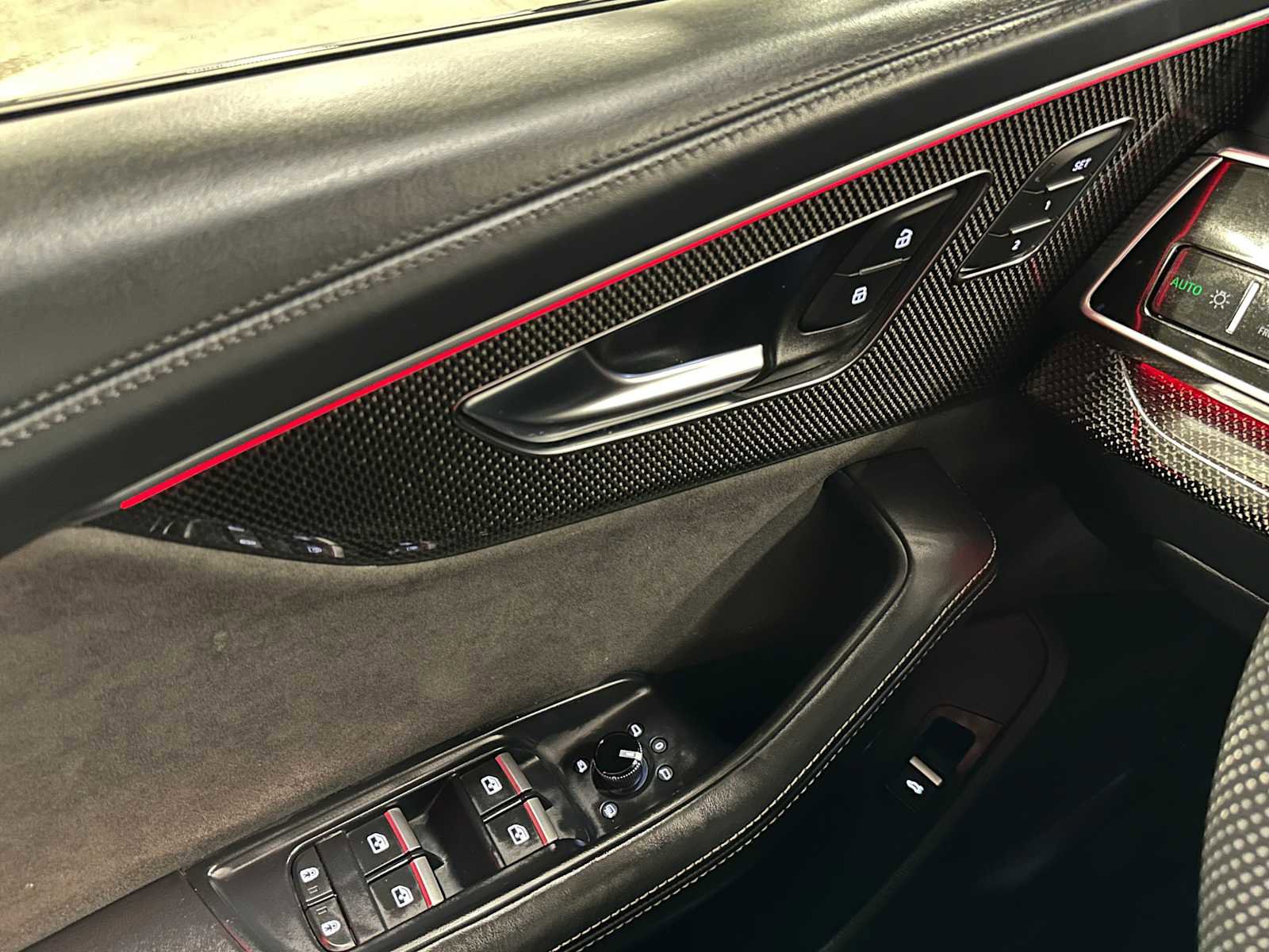 Used 2021 Audi SQ8 Prestige w/ Prestige Package image 34