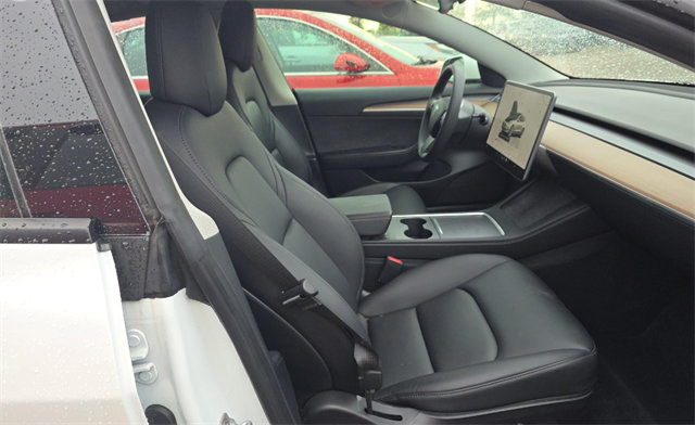 Used 2022 Tesla Model 3 Long Range AWD/4WD image 9