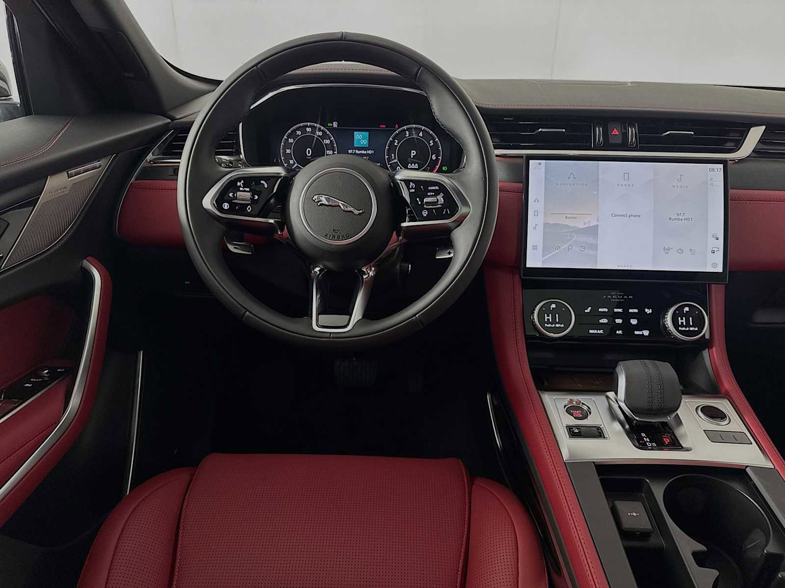 New 2025 Jaguar F-PACE R-Dynamic S image 23