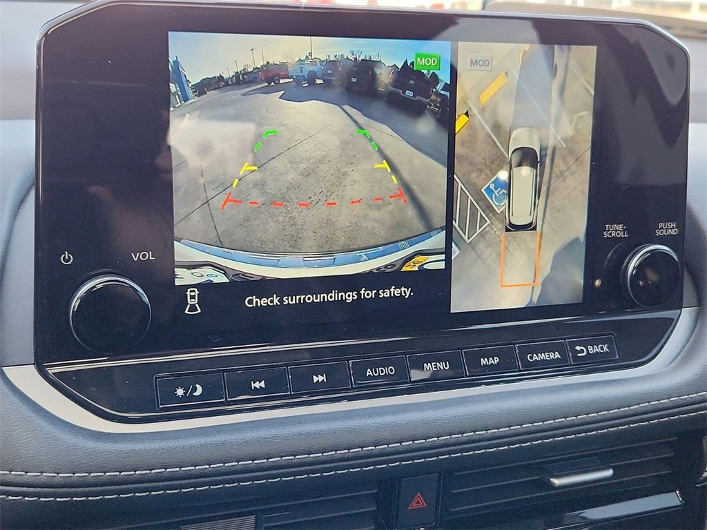 Used 2023 Nissan Rogue SL w/ SL Premium Package image 15