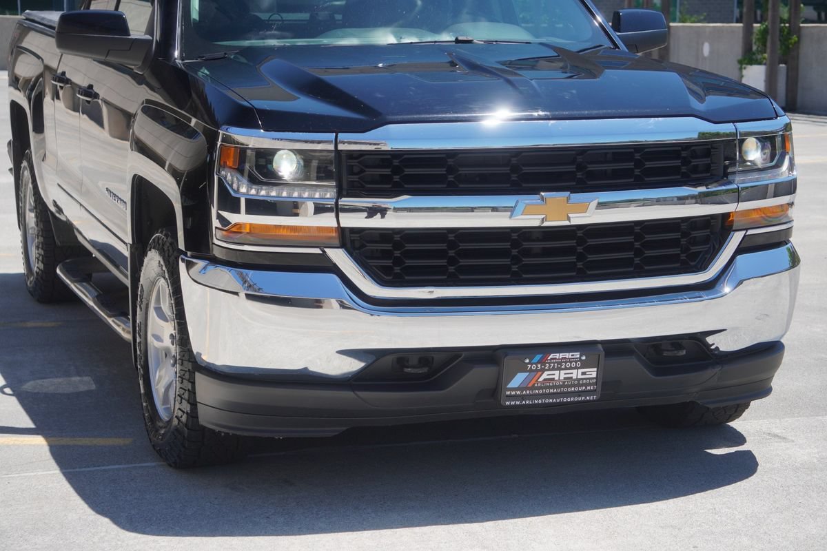 Used 2018 Chevrolet Silverado 1500 LT AWD/4WD image 38