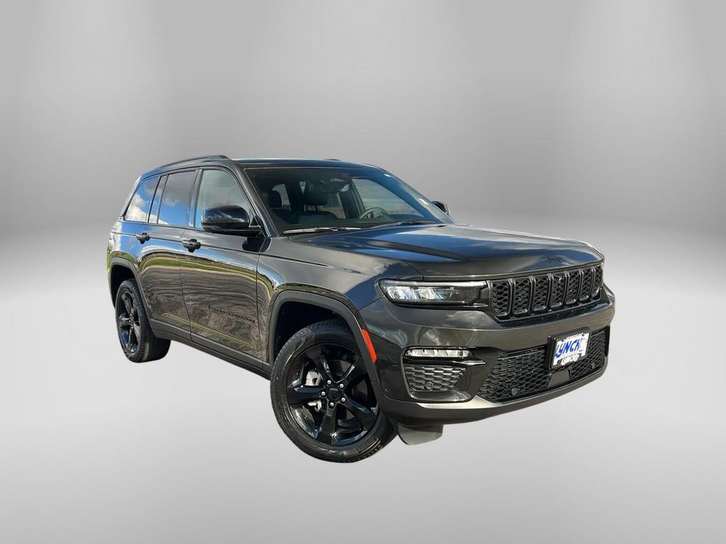 Used 2024 Jeep Grand Cherokee Limited w/ Luxury Tech Group II image 6