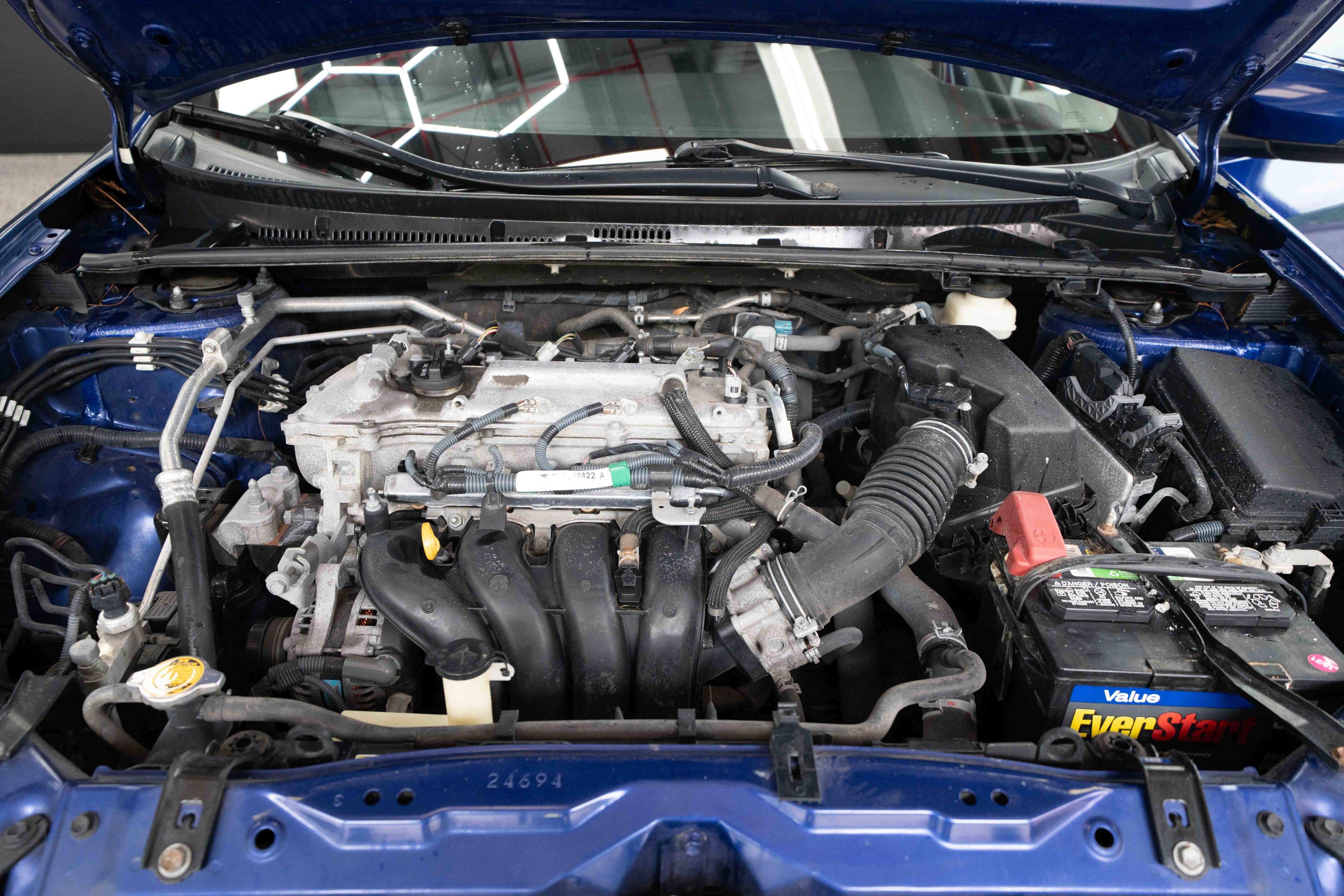 Used 2017 Toyota Corolla SE FWD image 30