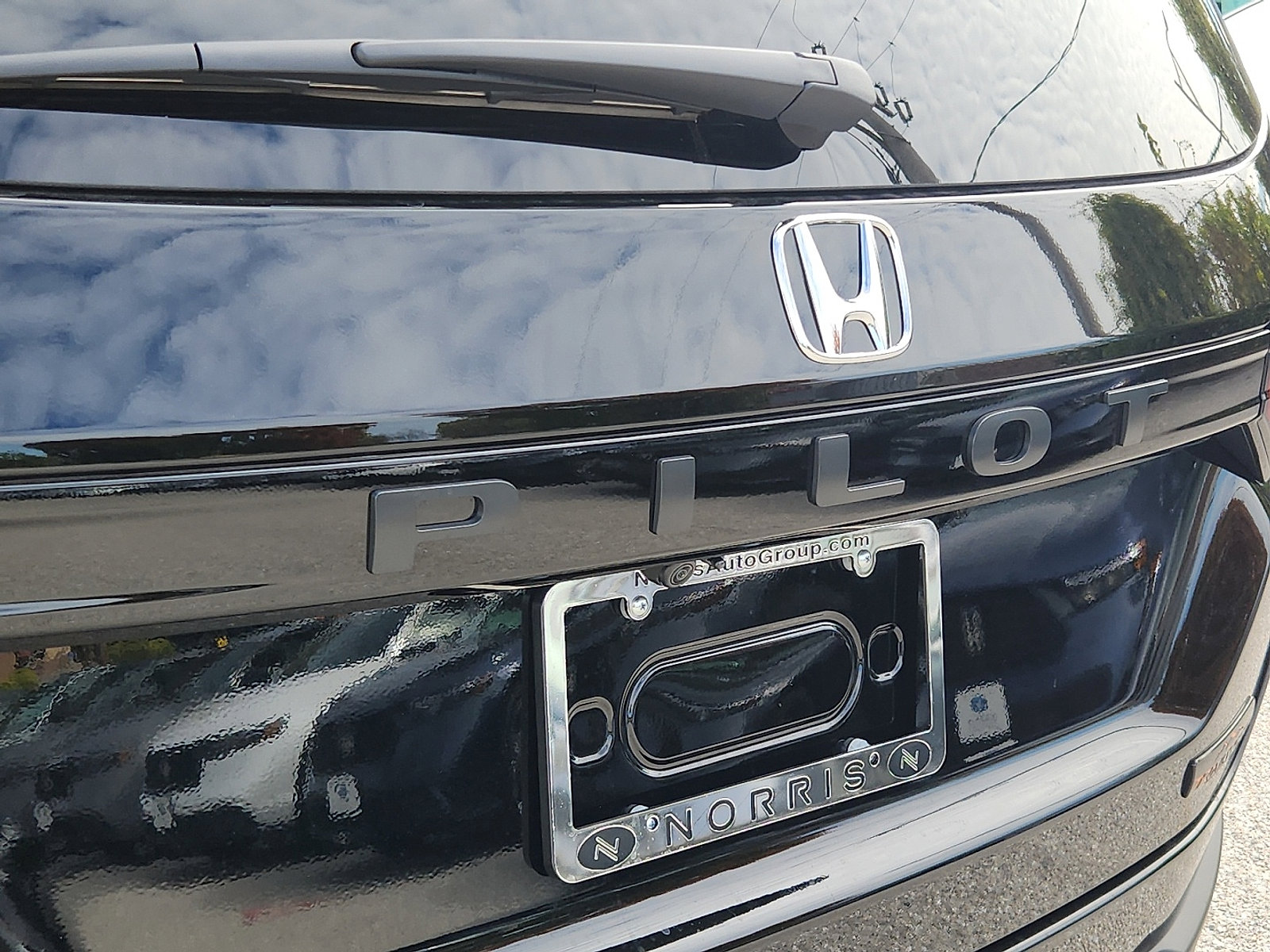 New 2025 Honda Pilot TrailSport image 18