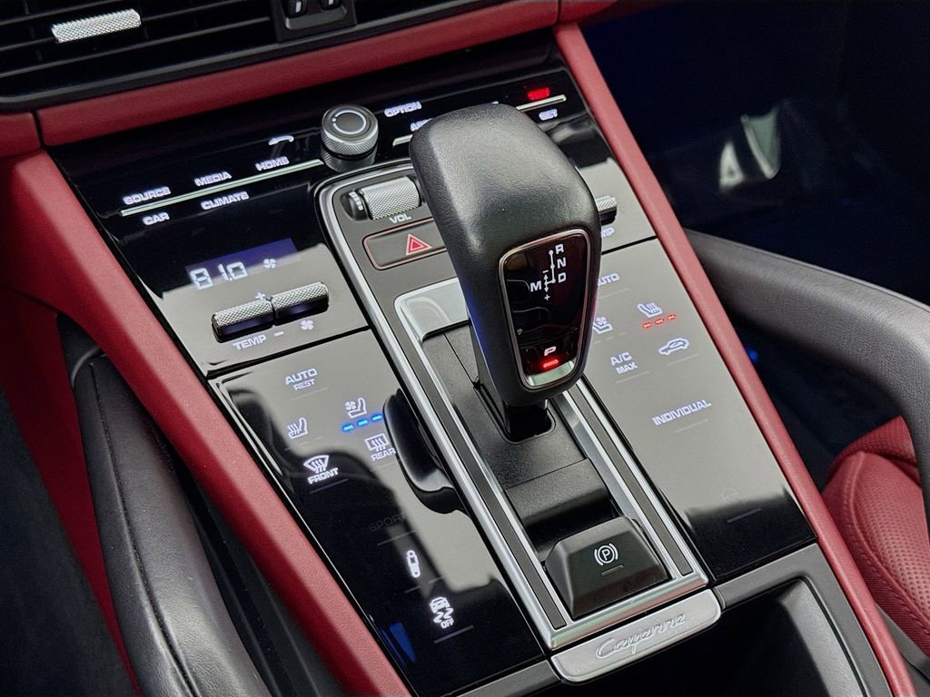 Certified 2023 Porsche Cayenne Platinum Edition w/ Premium Package Plus (PIA) image 22