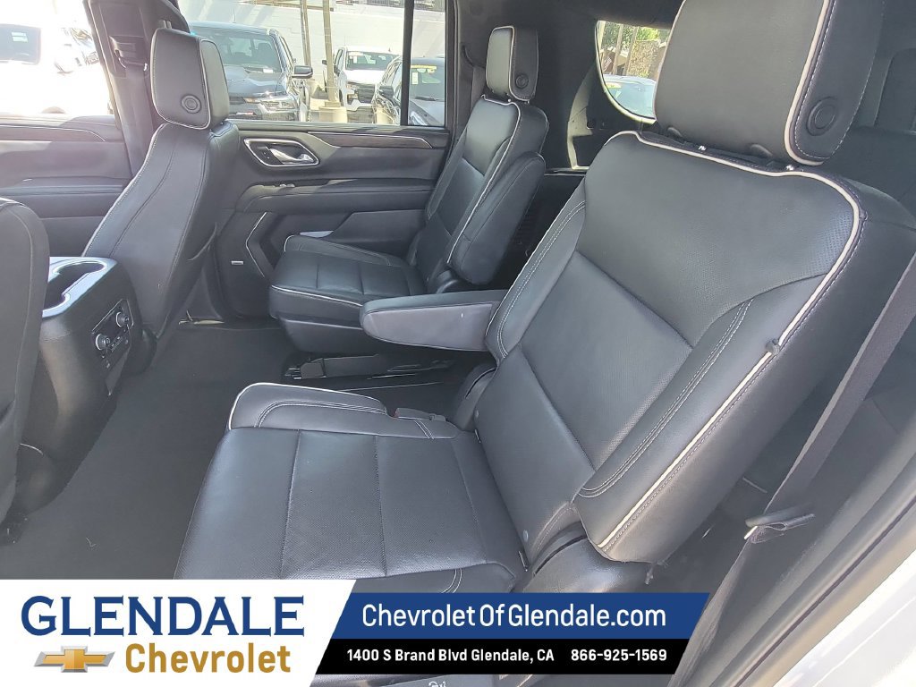 Certified 2023 Chevrolet Suburban Premier RWD image 13