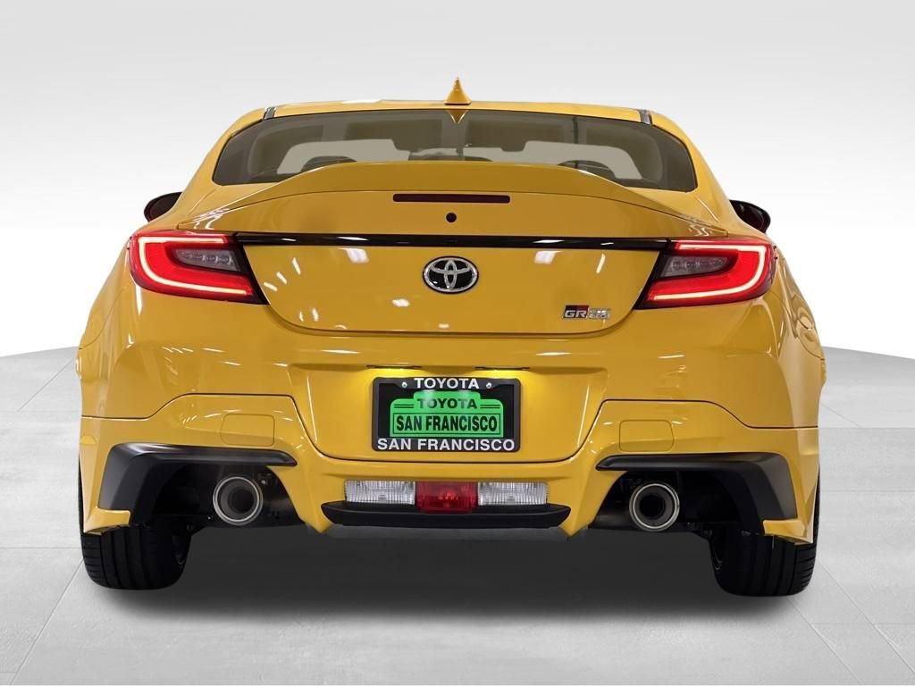 New 2026 Toyota GR86 YUZU Limited image 4