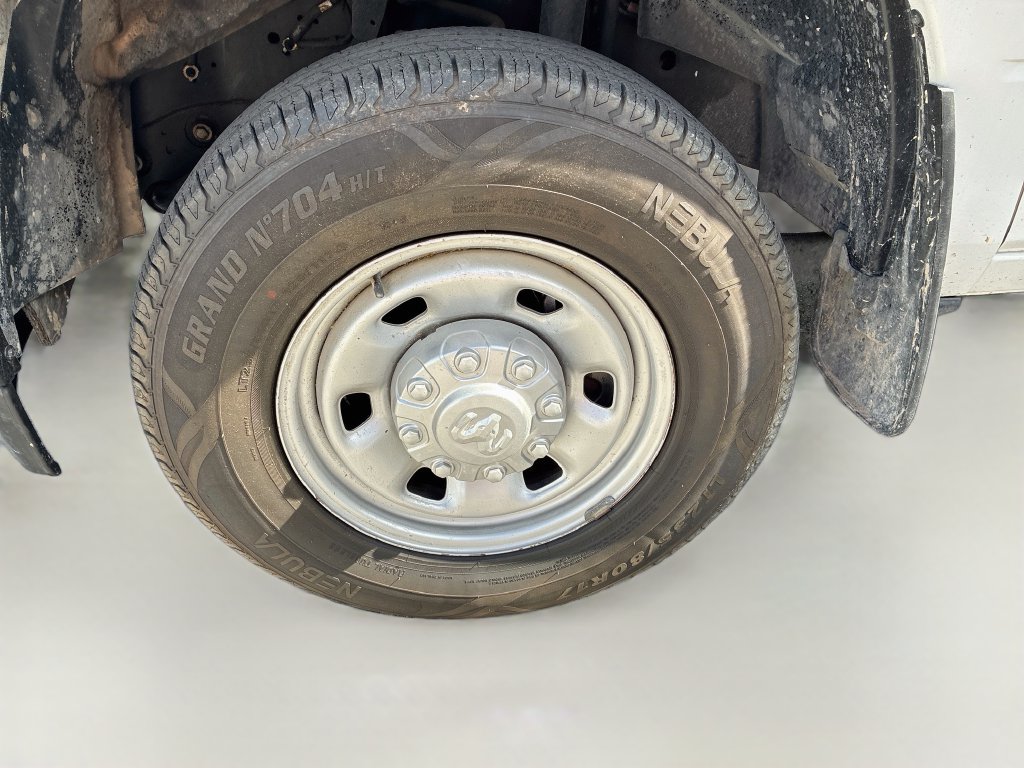 Used 2024 RAM 2500 Tradesman AWD/4WD image 29