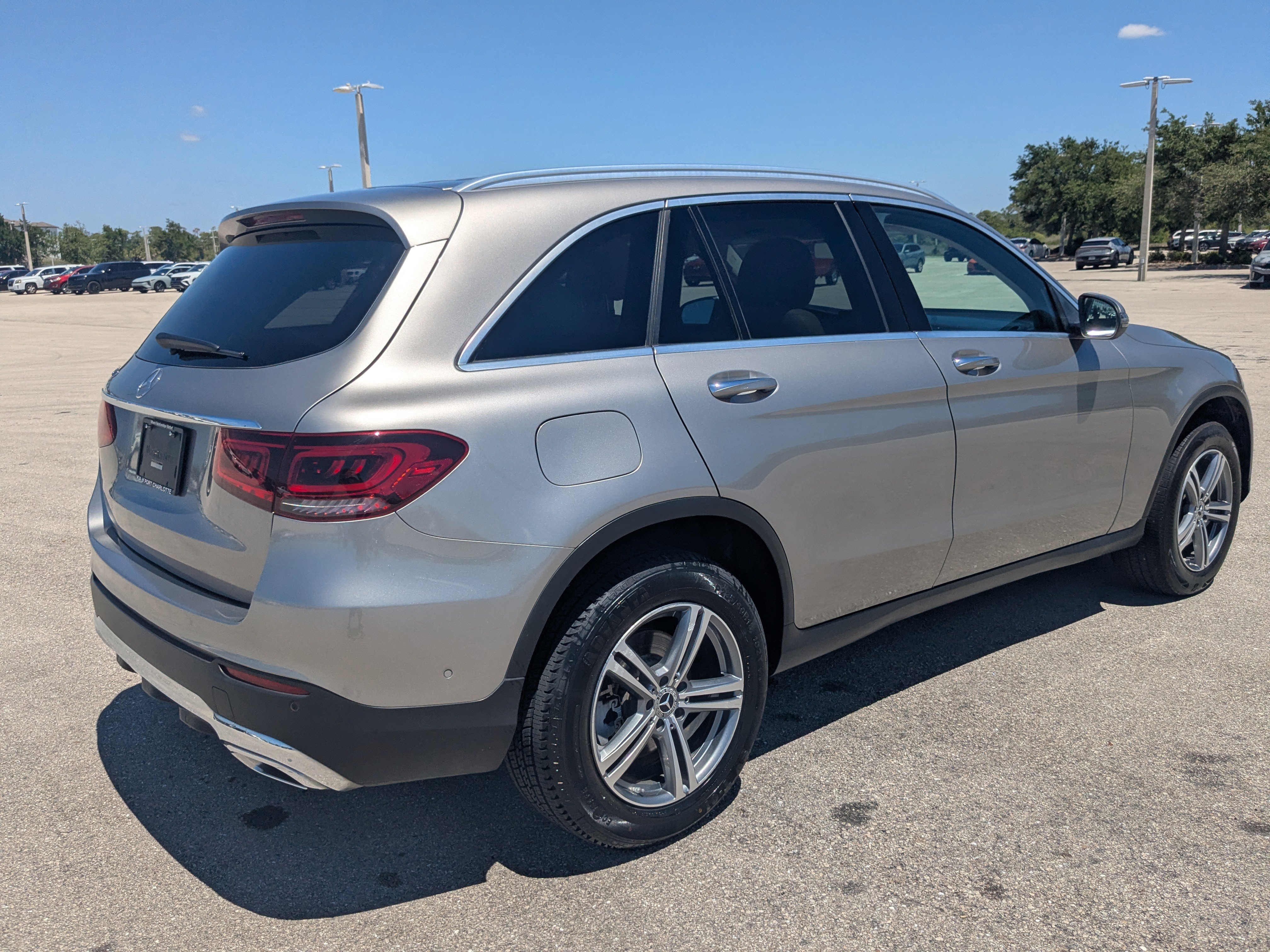Used 2021 Mercedes-Benz GLC 300 w/ Premium Package image 5