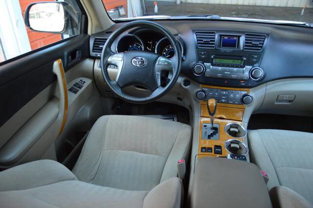 Used 2010 Toyota Highlander 4WD Hybrid image 55