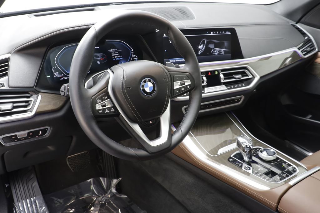 Certified 2023 BMW X5 xDrive45e w/ Executive Package AWD/4WD image 7