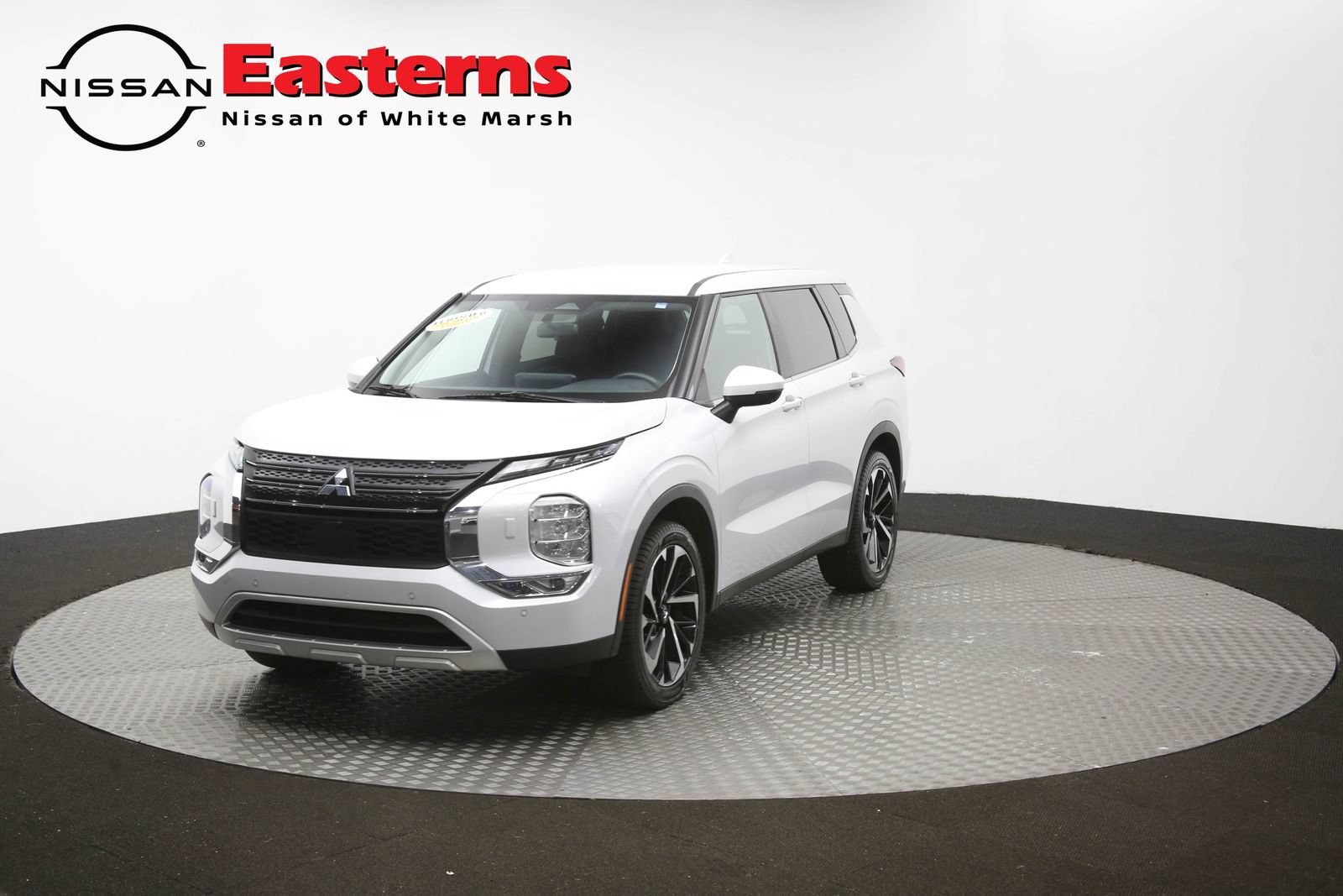 Used 2024 Mitsubishi Outlander SE AWD/4WD image 56