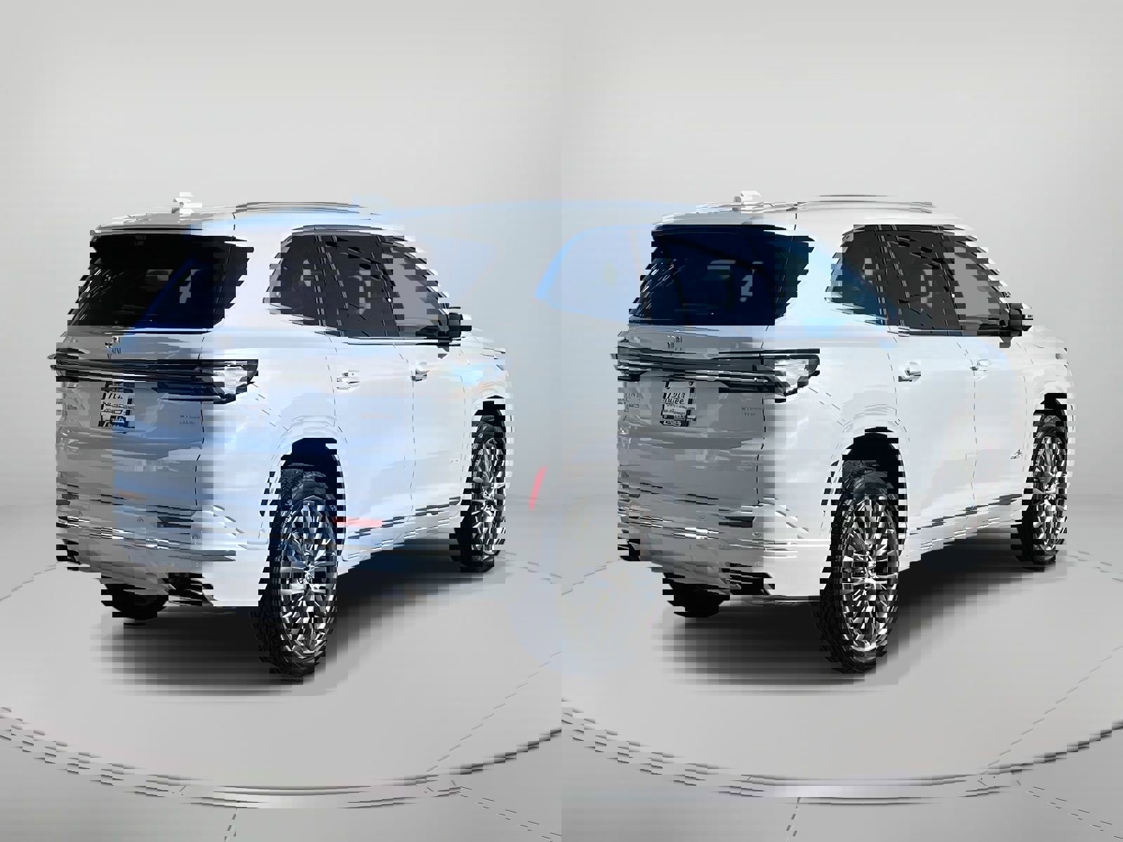 New 2026 Buick Enclave Avenir w/ Super Cruise Package image 3