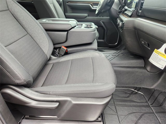 Used 2025 Chevrolet Silverado 1500 LT w/ Protection Package image 15