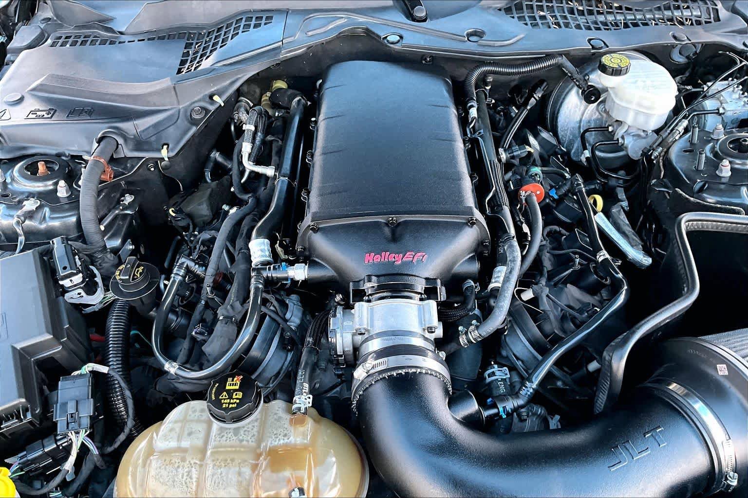 Used 2019 Ford Mustang GT Premium w/ Equipment Group 401A RWD image 31