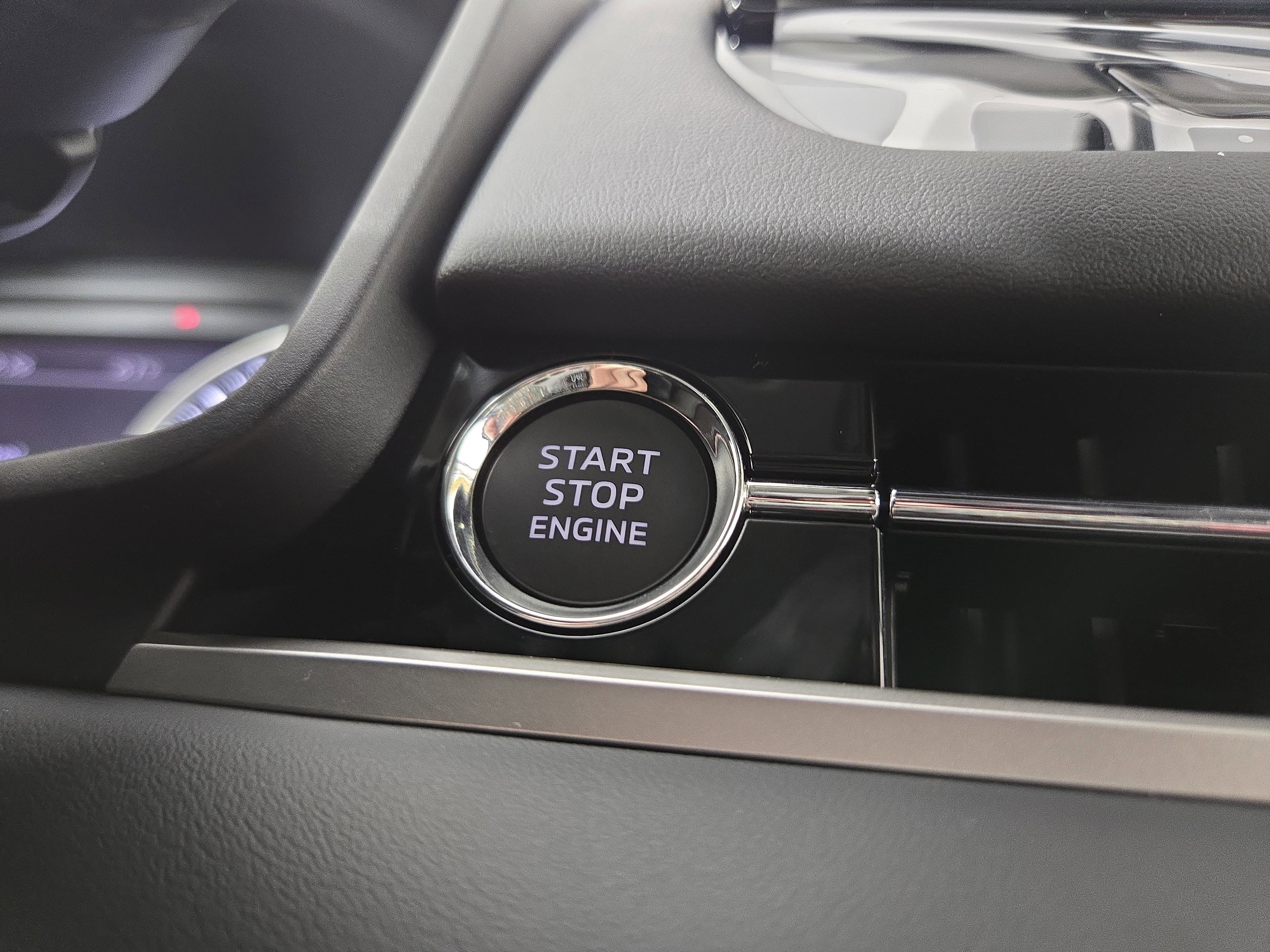 New 2026 Mitsubishi Outlander SE image 25