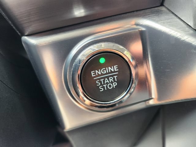 Used 2022 Ford F150 Lariat AWD/4WD image 8