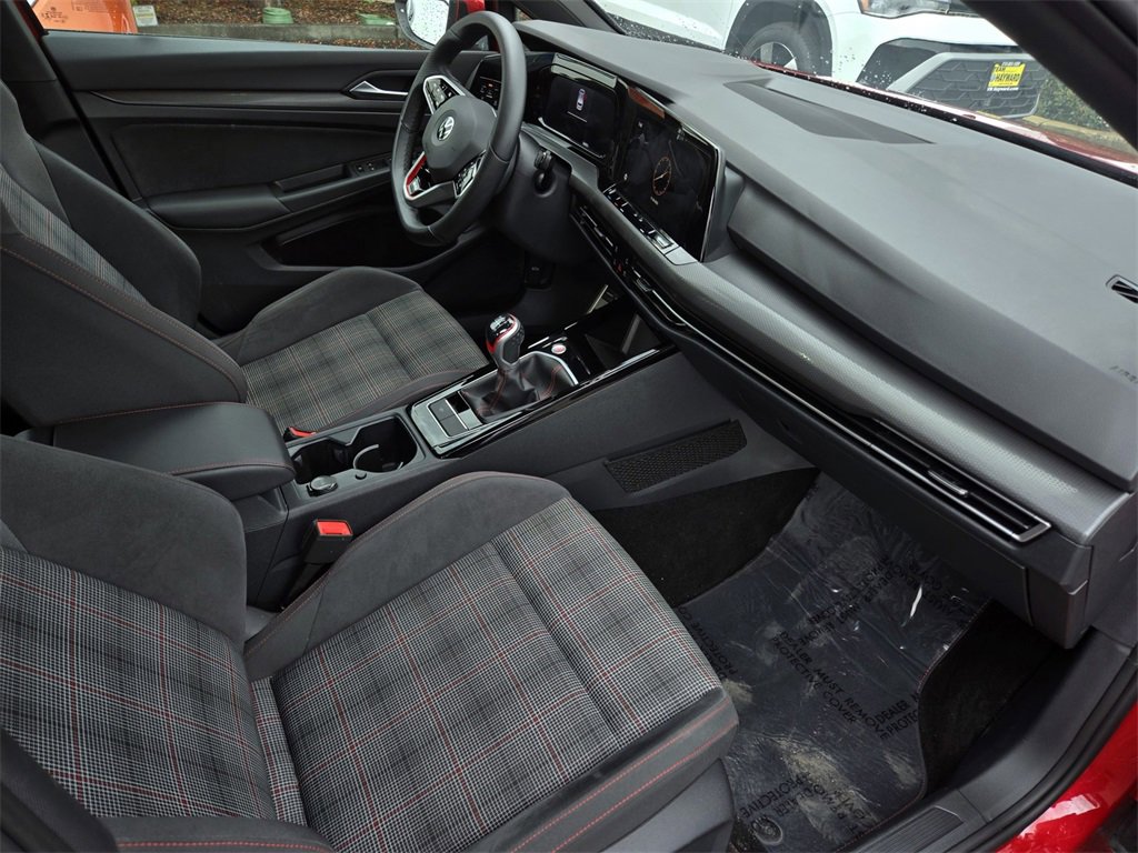 Used 2023 Volkswagen GTI SE image 13