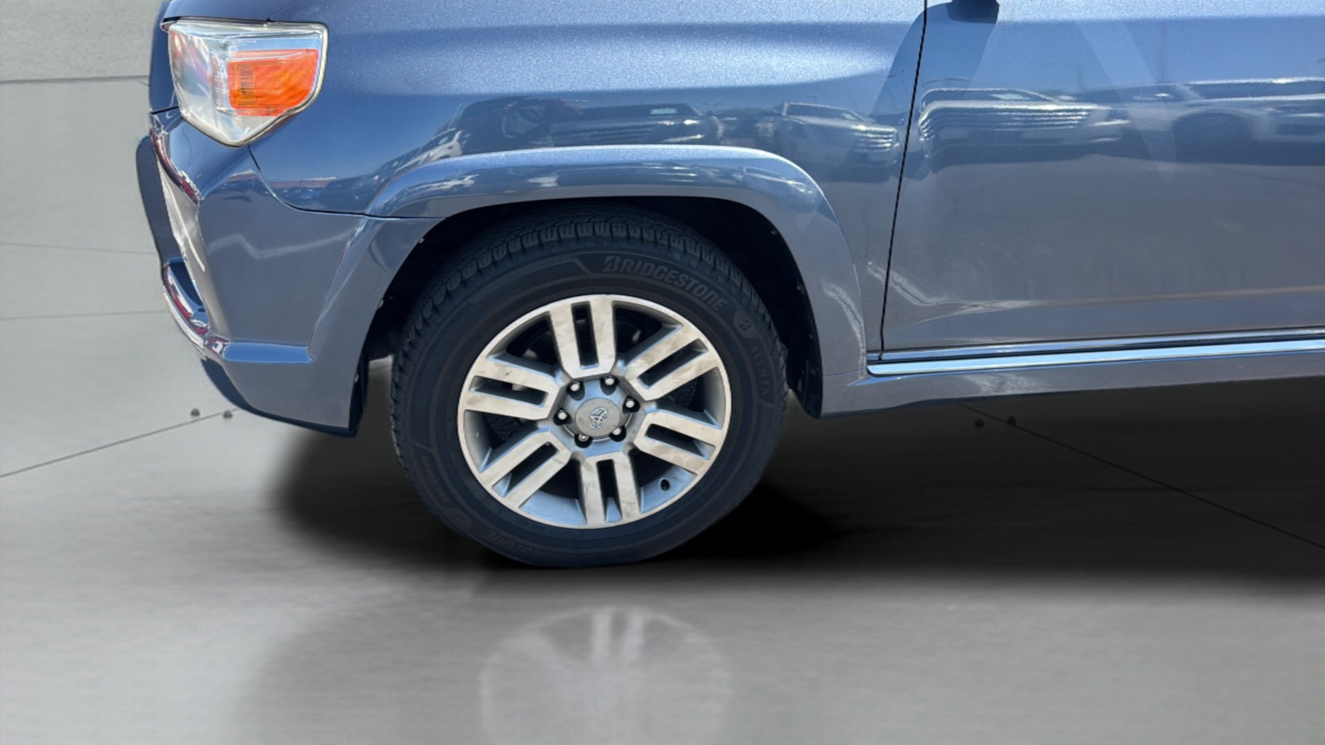 Used 2010 Toyota 4Runner Limited w/ Convenience Pkg RWD image 36