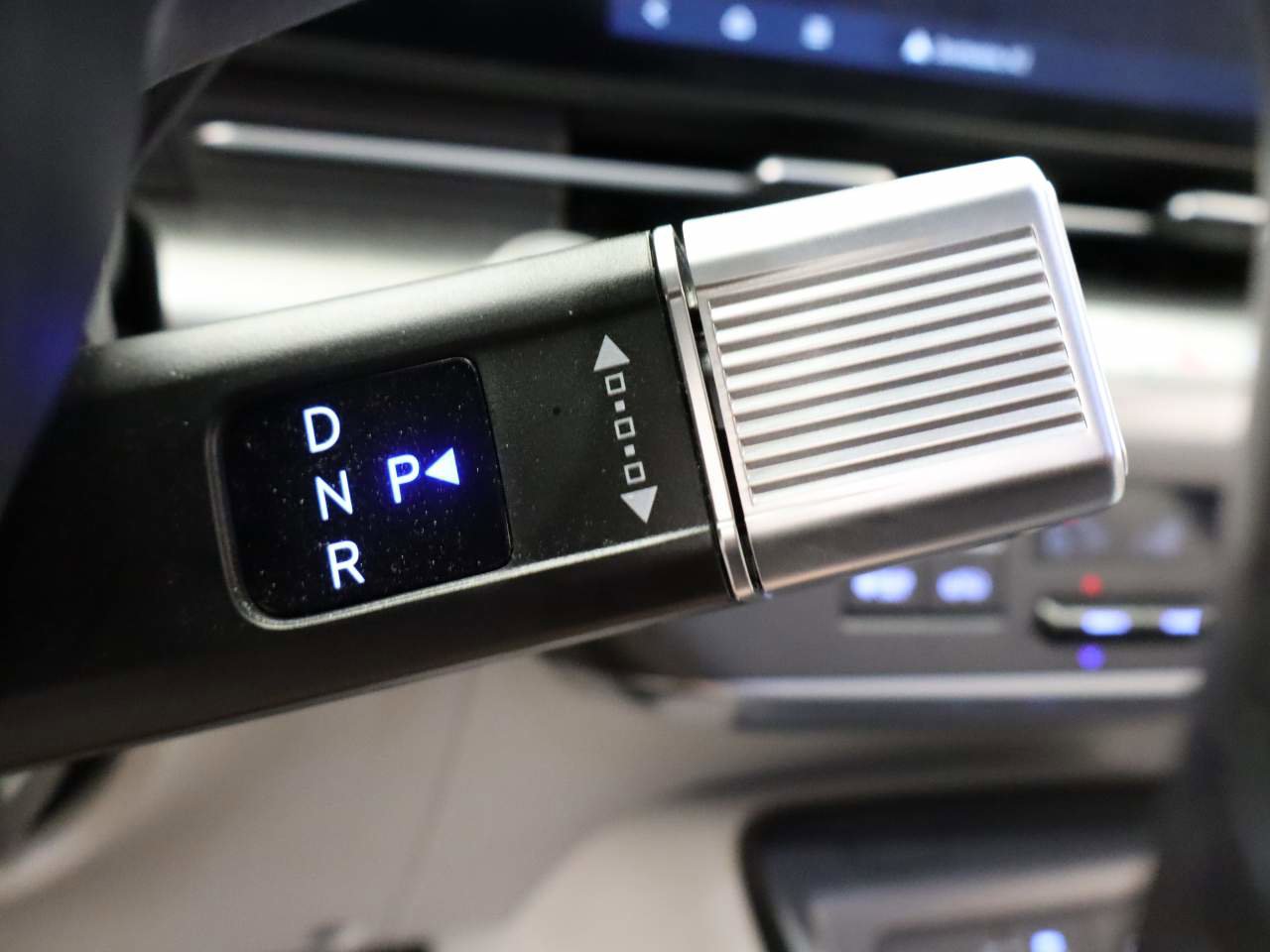 Used 2025 Hyundai Kona SEL image 9