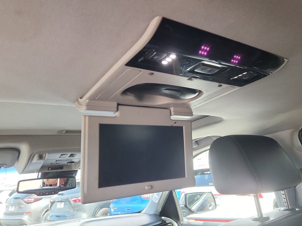 Used 2017 Chevrolet Tahoe Premier image 12