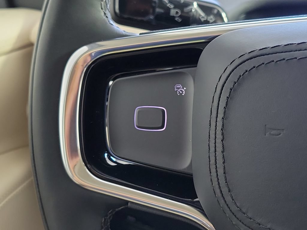 New 2027 Lincoln Navigator Premiere RWD image 24