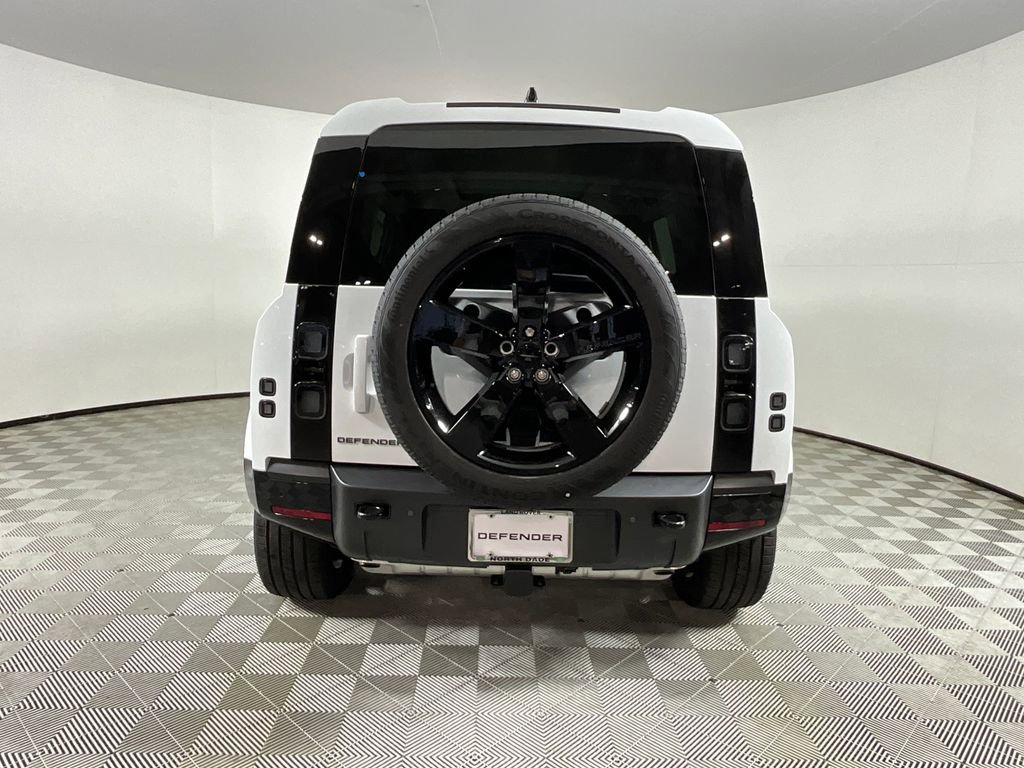 New 2026 Land Rover Defender 110 X-Dynamic SE image 7