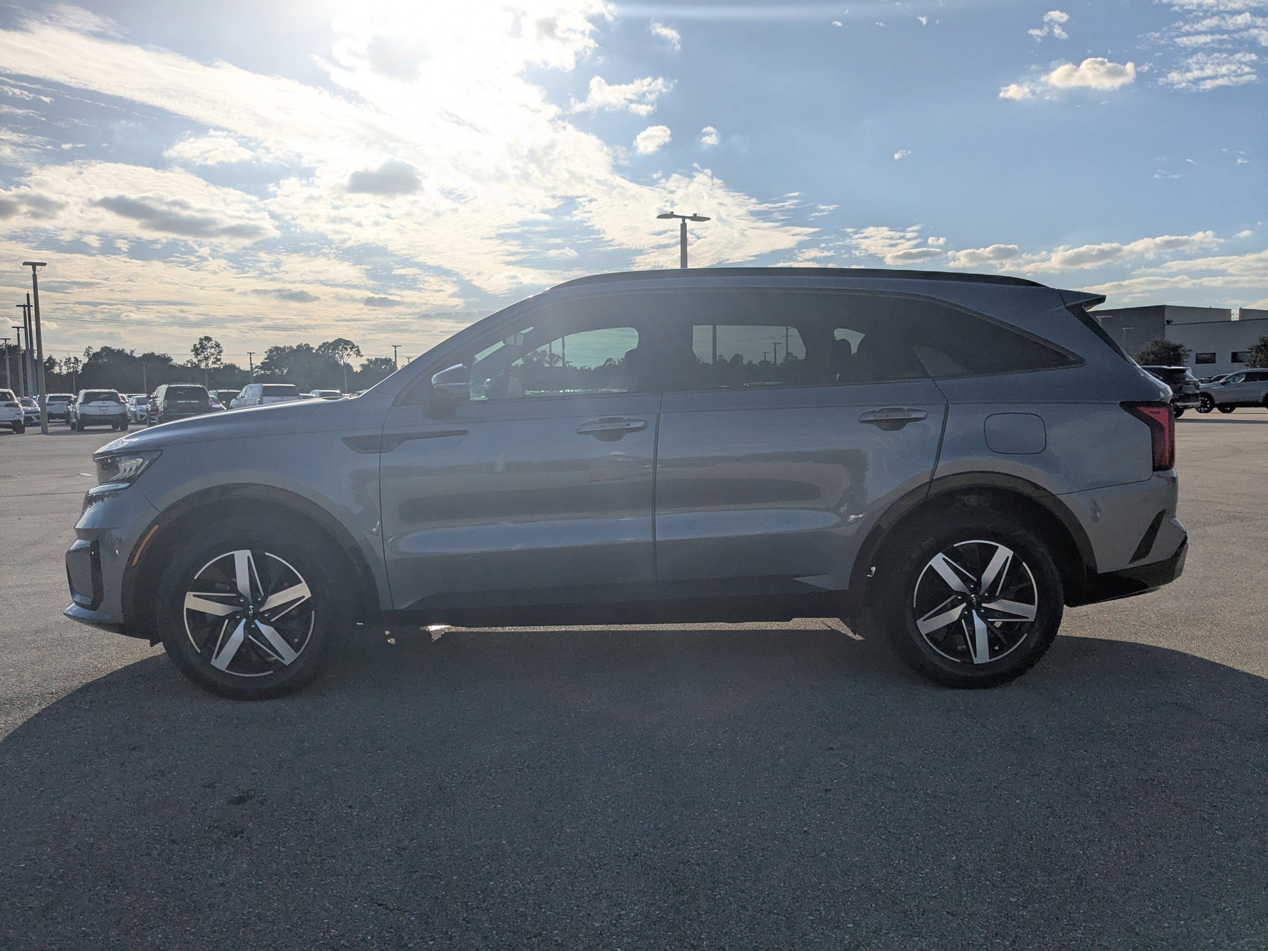 Certified 2022 Kia Sorento EX image 8