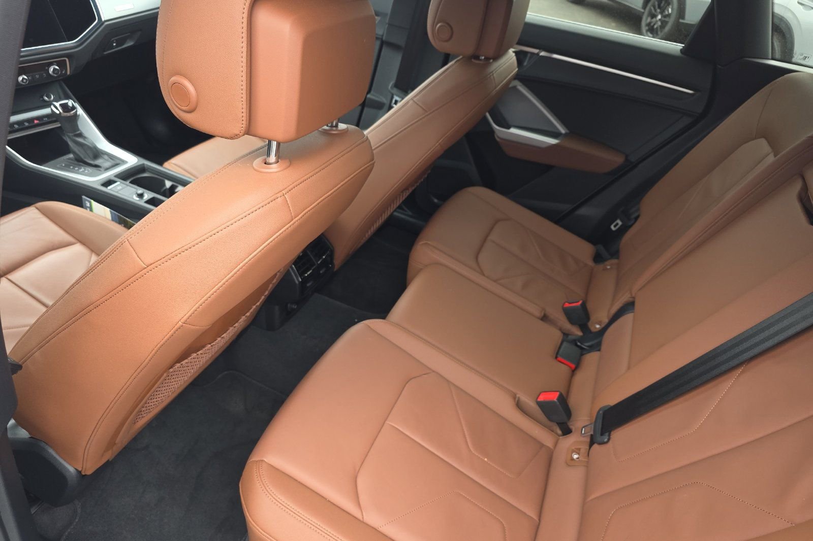 Used 2025 Audi Q3 2.0T Premium image 12