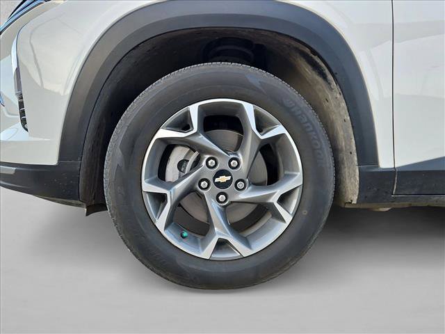 Used 2024 Chevrolet Trax LT image 23