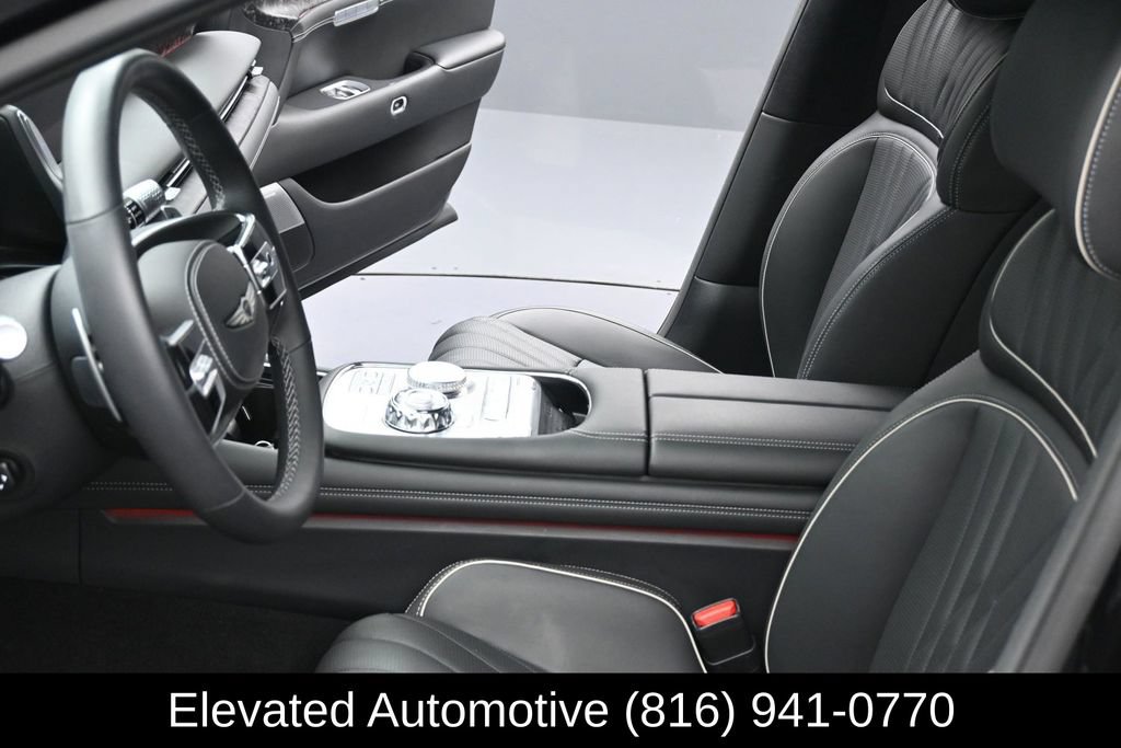 Used 2024 Genesis G90 3.5T AWD/4WD image 18