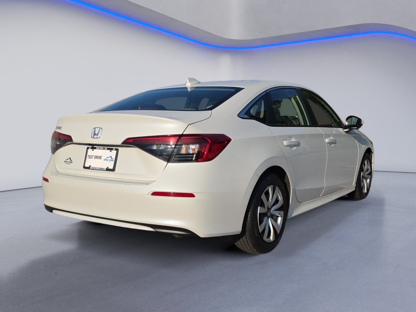 Used 2023 Honda Civic LX image 6